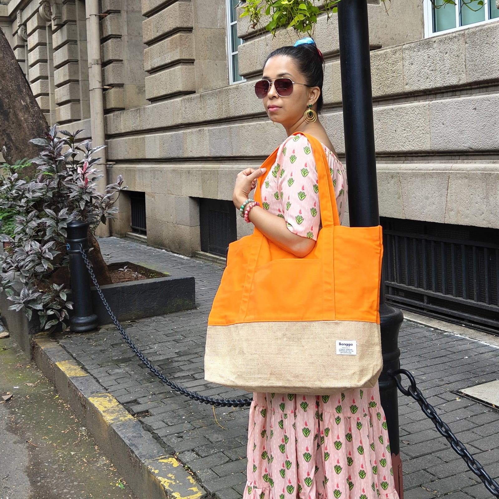 Tangerine color and natural jute two-tone tote bag from Bongga Escape Collection.